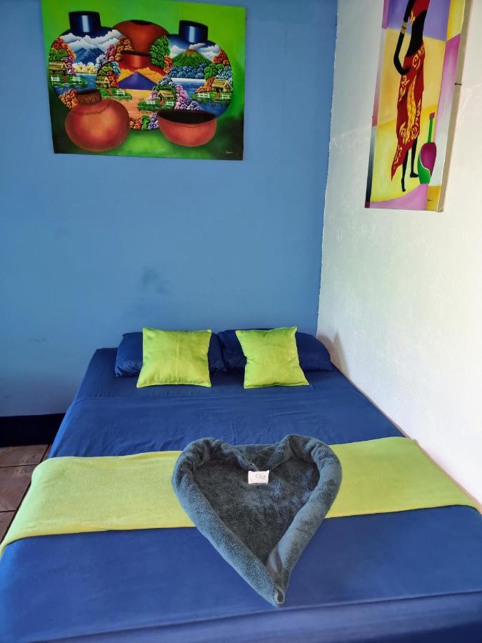 Cabinas Tortuguero Natural エクステリア 写真