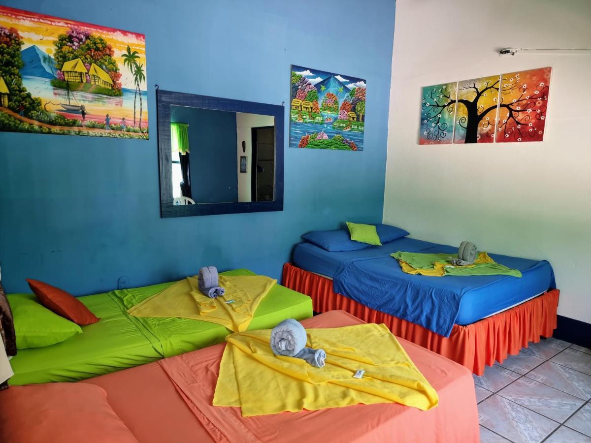 Cabinas Tortuguero Natural エクステリア 写真