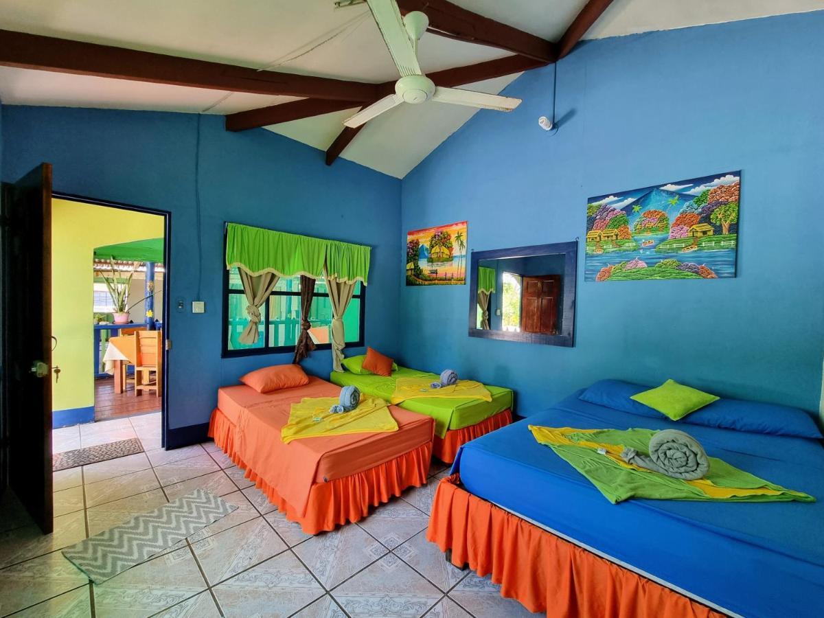 Cabinas Tortuguero Natural エクステリア 写真