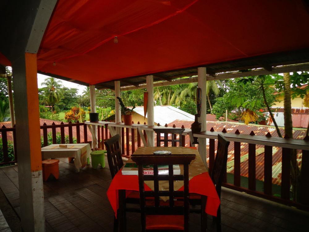 Cabinas Tortuguero Natural エクステリア 写真