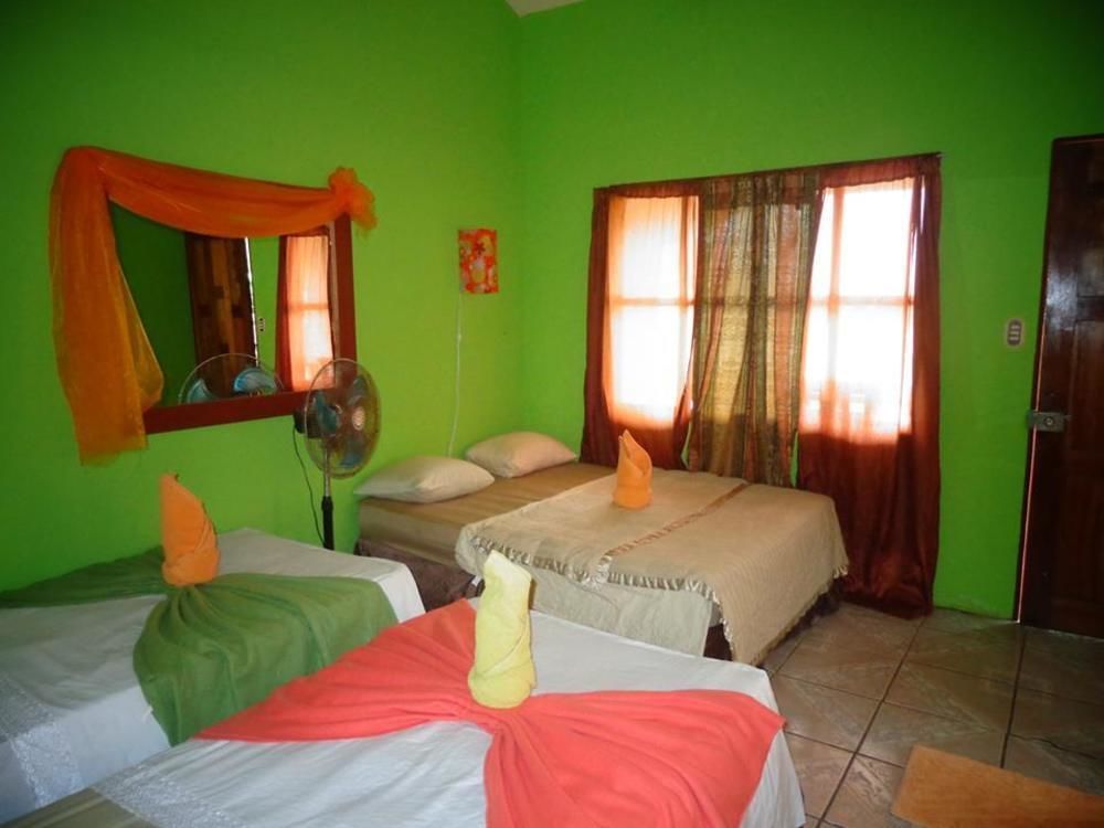 Cabinas Tortuguero Natural エクステリア 写真