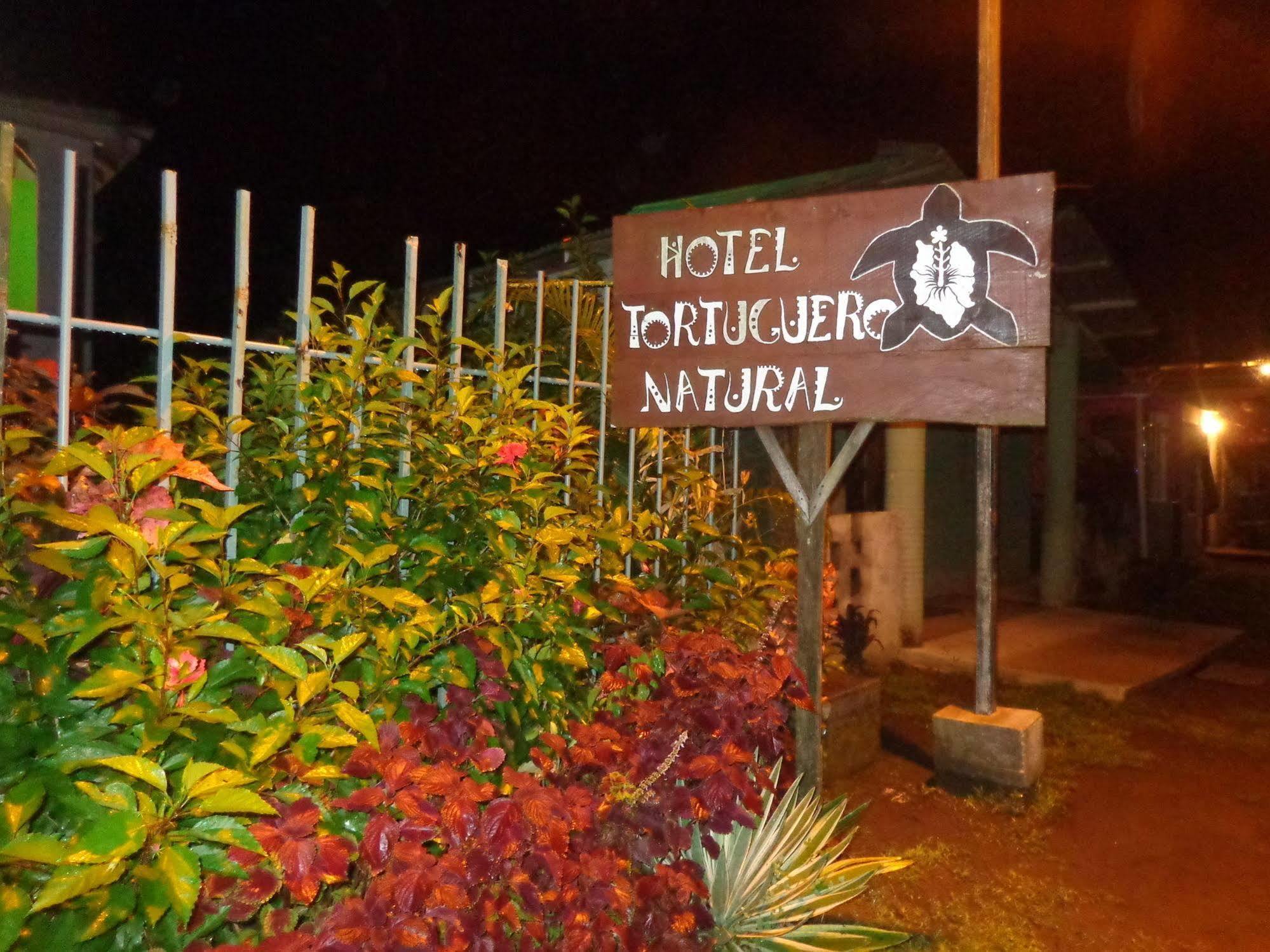 Cabinas Tortuguero Naturalホステル エクステリア 写真